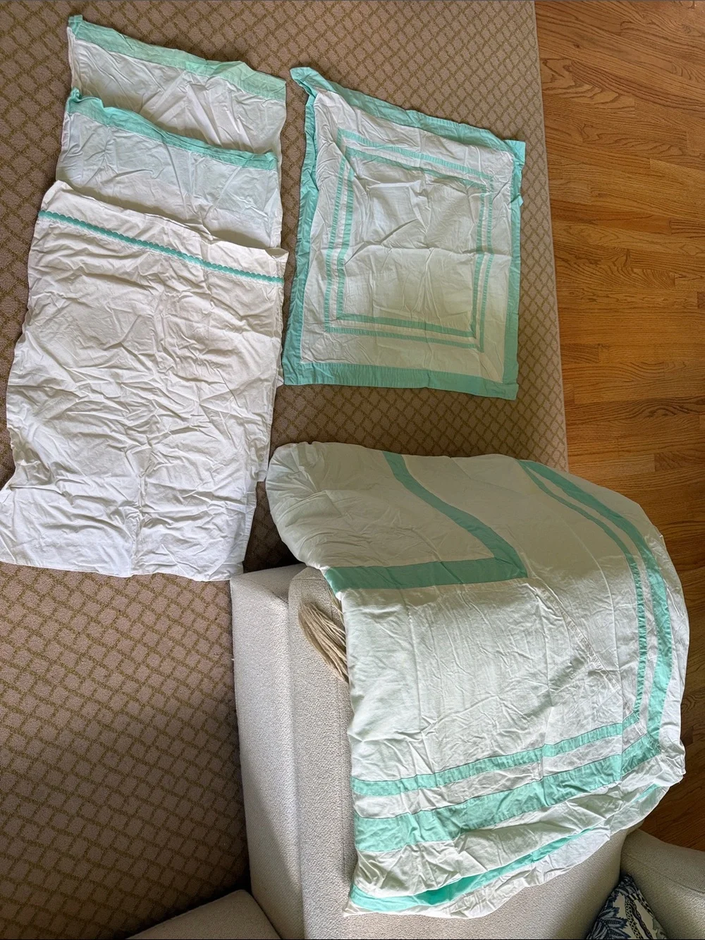 Pottery Barn Teen Twin Duvet Cover, Euro Shame, 3 Pillow Cases